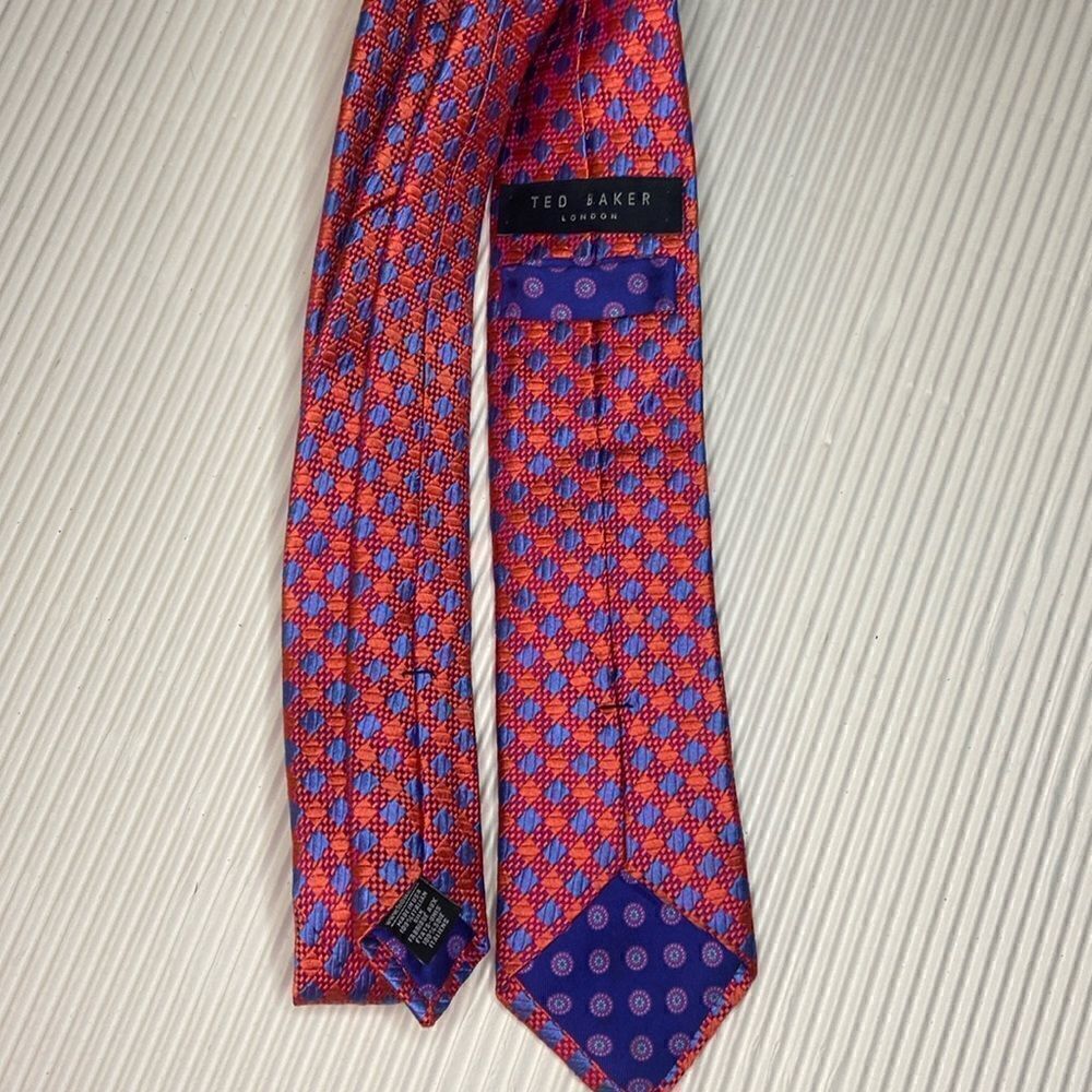 Ted Baker London Vibrant Print Men’s silk tie
